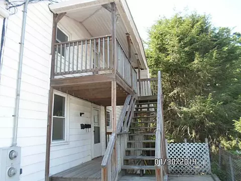 719 Fairmount St, Woonsocket, RI 02895 photo 3