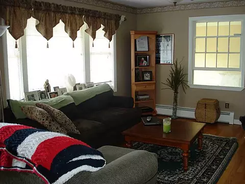 16 Lee St, Westerly, RI 02891 photo 5