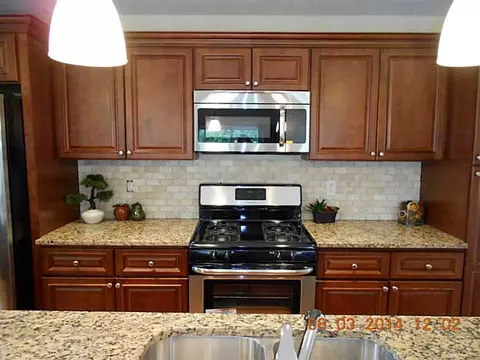 86 Danielle Dr, Woonsocket, RI 02895 photo 6