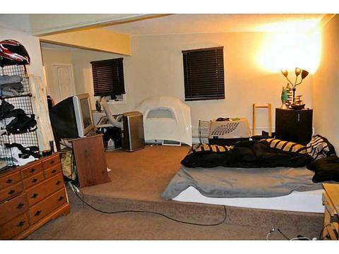 65 Union St, Woonsocket, RI 02895 photo 10