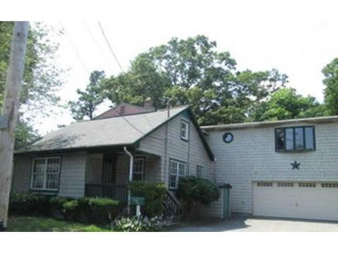 61 Nash Ave, Warwick, RI 02889 photo 2