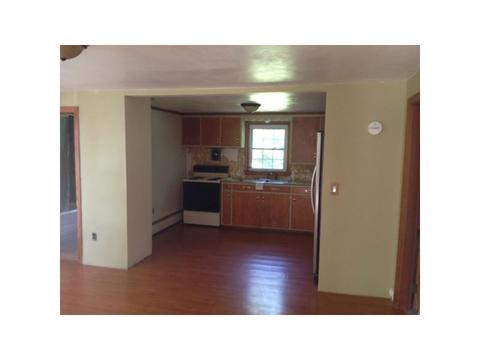 160 Jillson Ave, Woonsocket, RI 02895 photo 4