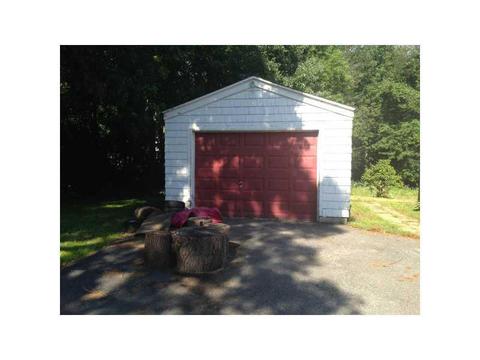 160 Jillson Ave, Woonsocket, RI 02895 photo 3