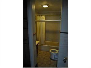 614 Front St, Woonsocket, RI 02895 photo 12