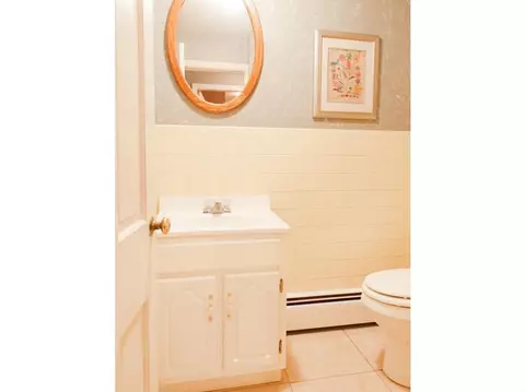 263 Morse Ave, Woonsocket, RI 02895 photo 9