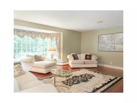 263 Morse Ave, Woonsocket, RI 02895 photo 4