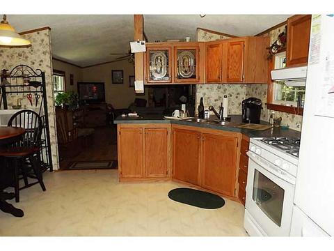 120 E Killingly Rd, Foster, RI 02825 photo 3