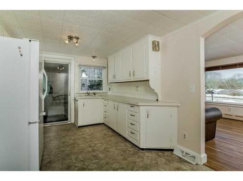 3 Hillside Ter, Westerly, RI 02891 photo 3