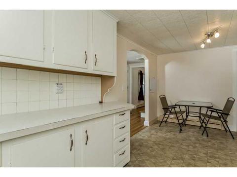 3 Hillside Ter, Westerly, RI 02891 photo 4