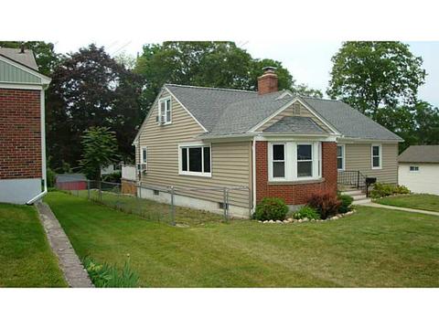 68 Ward Ave, Westerly, RI 02891 photo 1