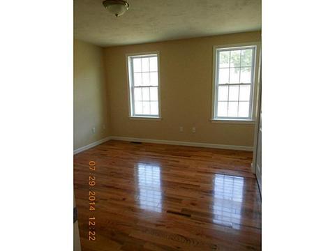 119 Danielle Dr, Woonsocket, RI 02895 photo 8