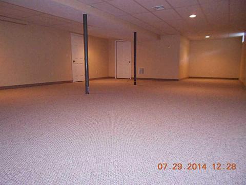 119 Danielle Dr, Woonsocket, RI 02895 photo 9