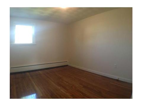 3 Hague Rd, Warwick, RI 02889 photo 12