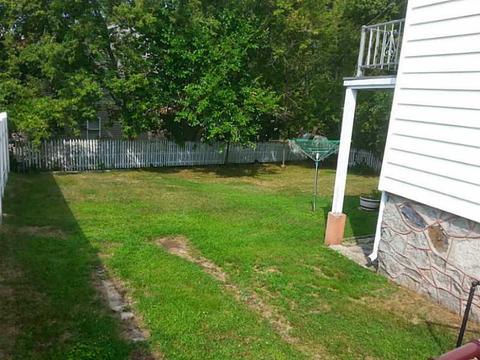 20 Denby St, Woonsocket, RI 02895 photo 3
