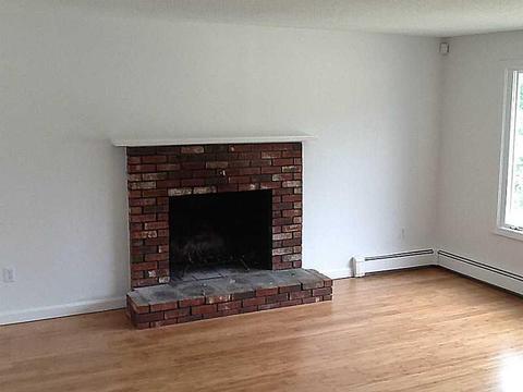 23 Morin St, Woonsocket, RI 02895 photo 6