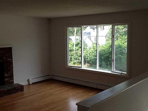 23 Morin St, Woonsocket, RI 02895 photo 8