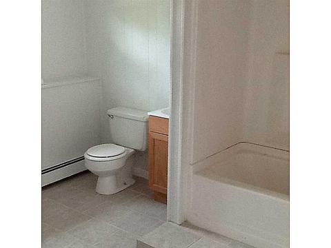 23 Morin St, Woonsocket, RI 02895 photo 9