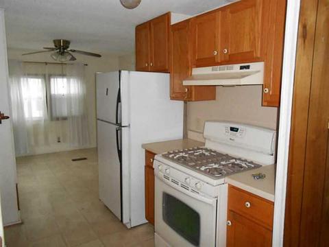 71 Pleasant St, Westerly, RI 02891 photo 4
