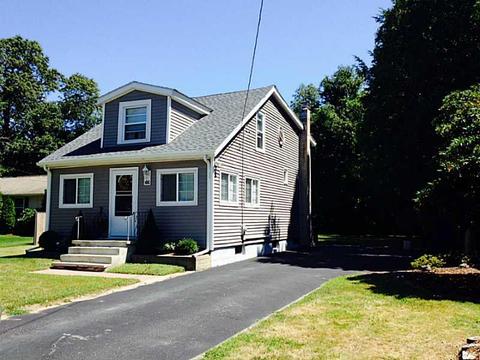 60 Abbott Ave, Warwick, RI 02886 photo 2