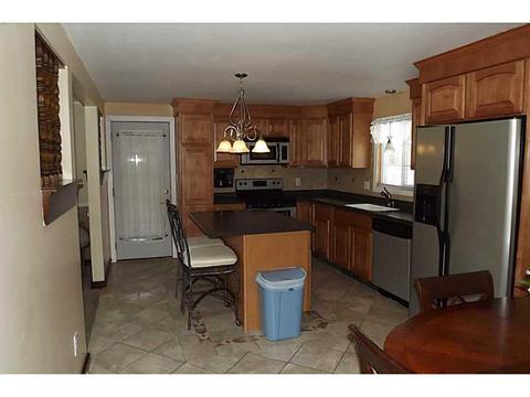 218 Dawn Blvd, Woonsocket, RI 02895 photo 2