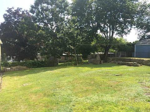 208 Joffre Ave, Woonsocket, RI 02895 photo 4