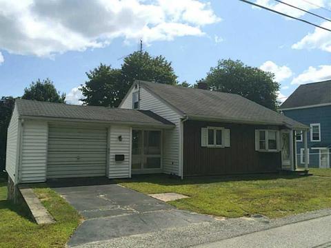 208 Joffre Ave, Woonsocket, RI 02895 photo 1