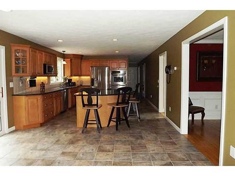 2 Brett Dr, Foster, RI 02825 photo 2