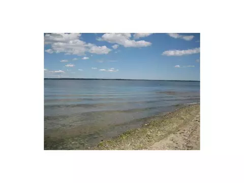 9 Longmeadow Ave, Warwick, RI 02889 photo 4
