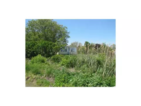 9 Longmeadow Ave, Warwick, RI 02889 photo 12