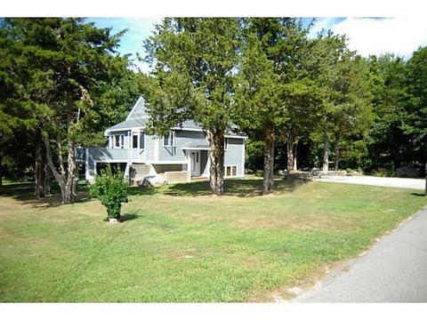 6 Birch Dr, Westerly, RI 02891 photo 3