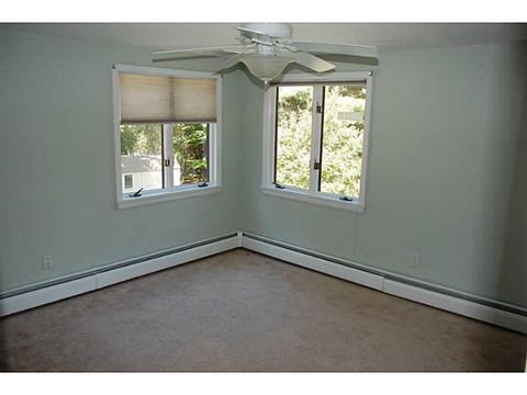 139 Maureen Cir, Mapleville, RI 02839 photo 13