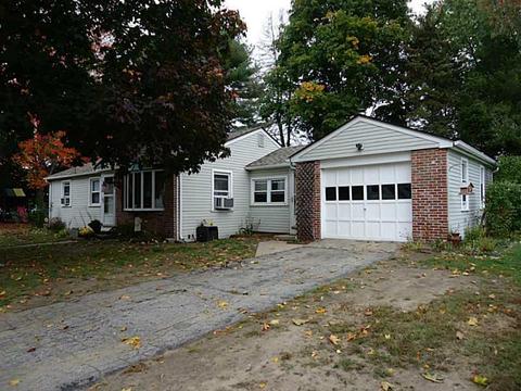 3 Second St, Coventry, RI 02816 photo 1