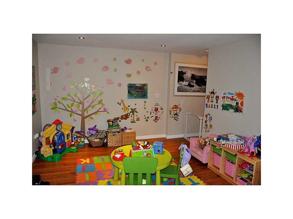 268 Preston St, Fall River, MA 02721 photo 9