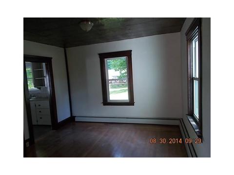 12 Dorr Dr, Glocester, RI 02814 photo 9