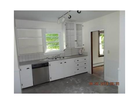12 Dorr Dr, Glocester, RI 02814 photo 6