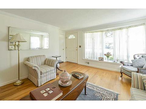 46 Baldwin Rd, Warwick, RI 02886 photo 6