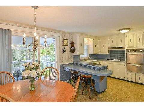 46 Baldwin Rd, Warwick, RI 02886 photo 10