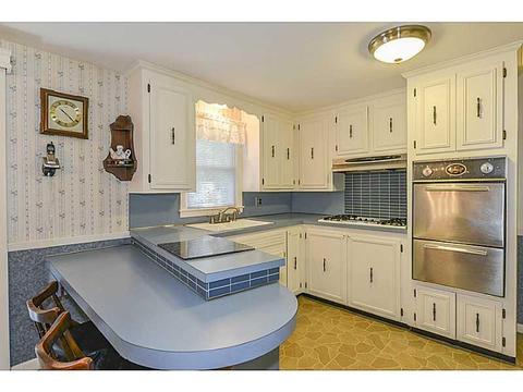 46 Baldwin Rd, Warwick, RI 02886 photo 9