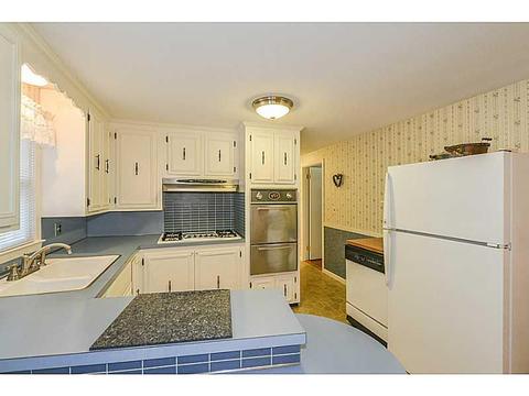 46 Baldwin Rd, Warwick, RI 02886 photo 12