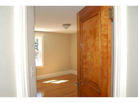 304 Fair St, Warwick, RI 02888 photo 17