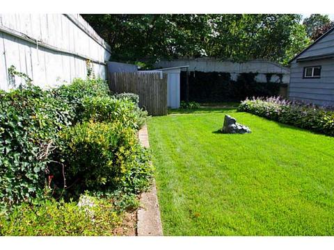 268 Lucille St, Woonsocket, RI 02895 photo 17