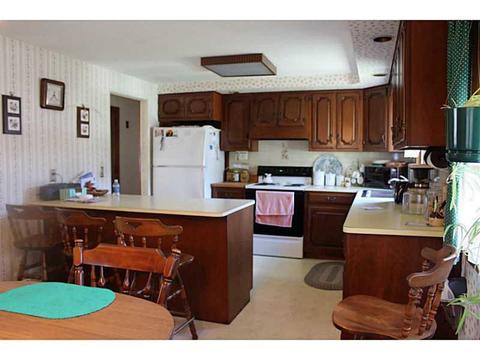 63 Star Ave, Woonsocket, RI 02895 photo 12