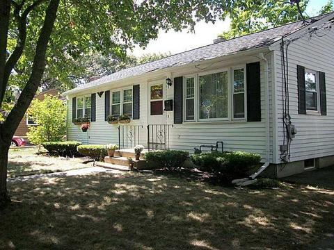 97 Turner St, Warwick, RI 02886 photo 1