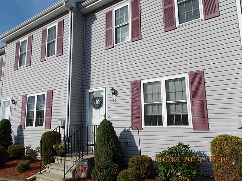 5239 N Main St, Fall River, MA 02720 photo 3