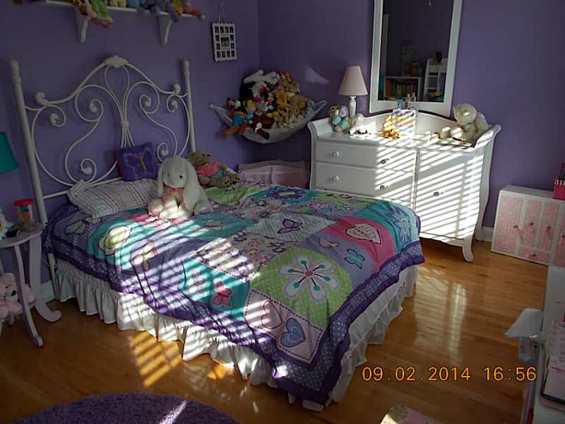 5239 N Main St, Fall River, MA 02720 photo 9
