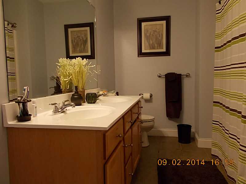 5239 N Main St, Fall River, MA 02720 photo 7