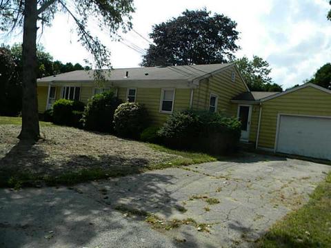 185 Glen Dr, Warwick, RI 02889 photo 2