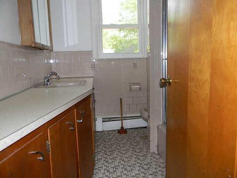 185 Glen Dr, Warwick, RI 02889 photo 8