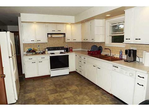 307 Arnold Rd, Coventry, RI 02816 photo 2