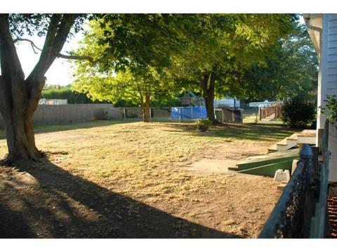 105 White Ave, Warwick, RI 02886 photo 25